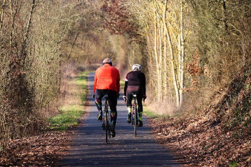 countryside cycling